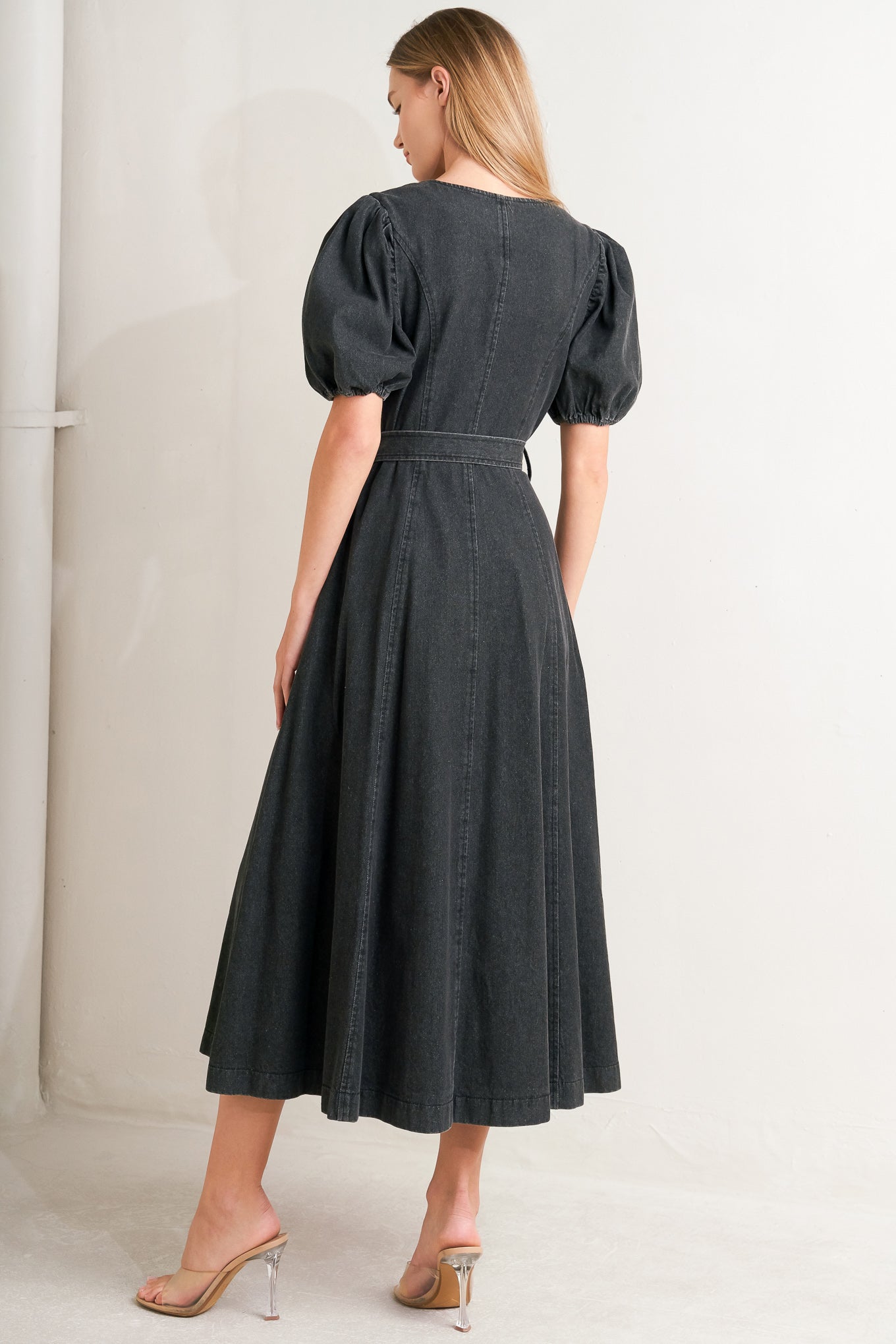 IN MY MIND DENIM MIDI DRESS Flying Tomato